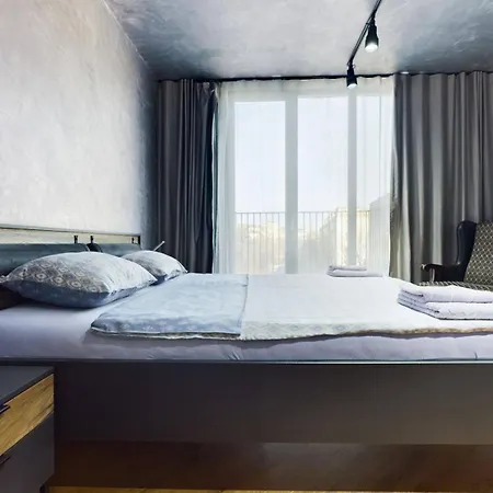 Luxury In Building K55 With Free Garage Apartament *